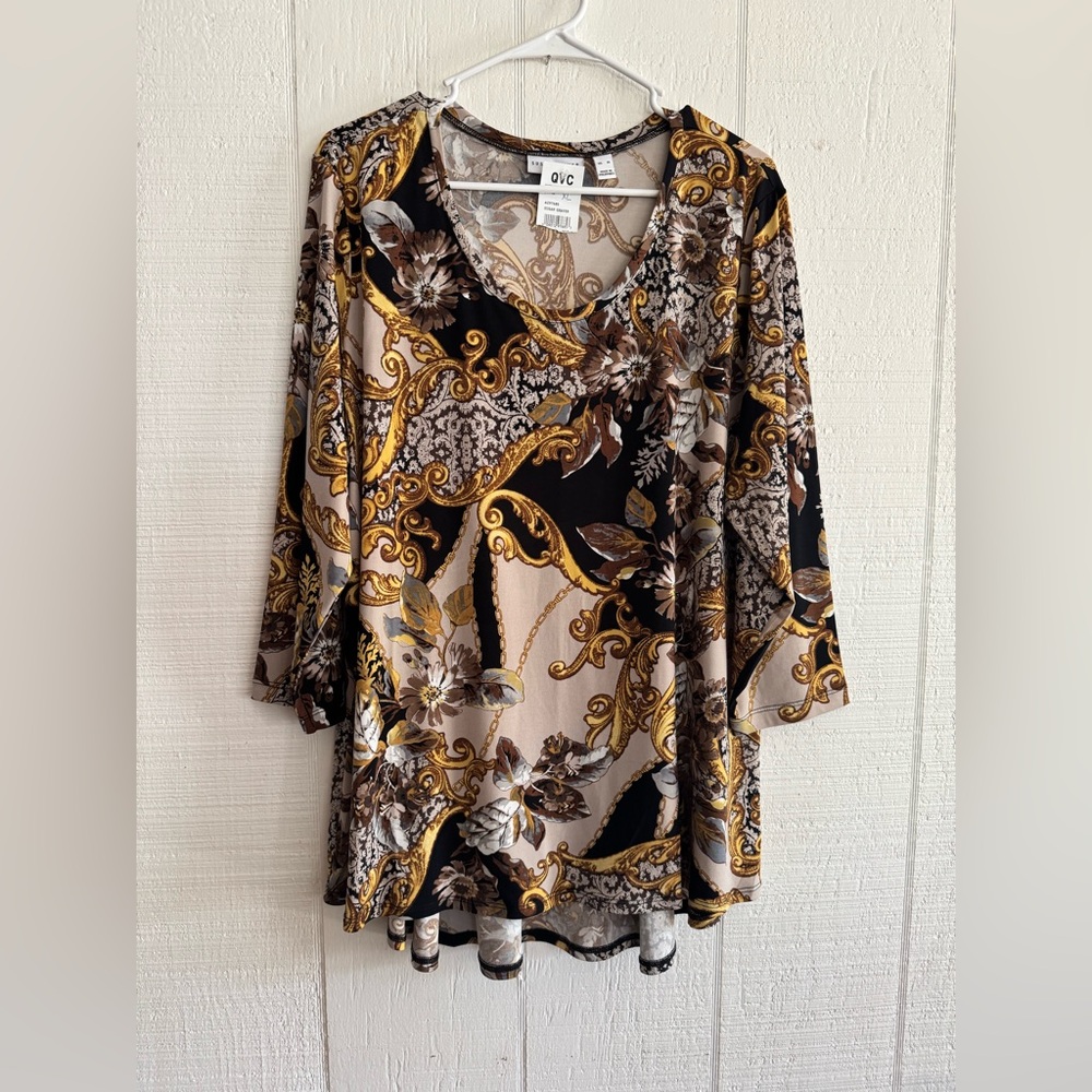Susan Graver Black and Gold Patterned Blouse